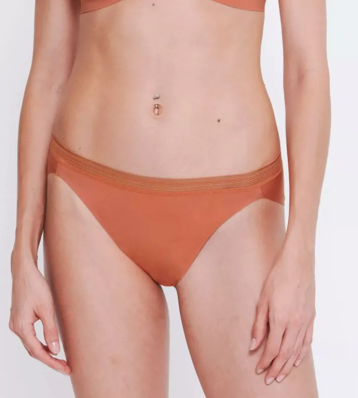 sloggi_body_adapt_twist_5-6.webp sloggi BODY ADAPT TWIST> Body Adapt | Sloggi Serie