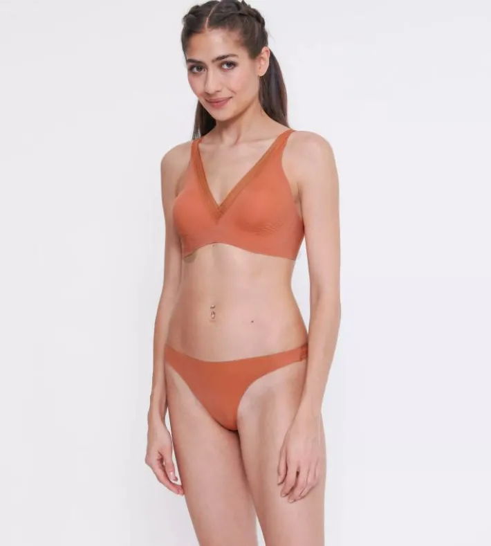 sloggi_body_adapt_twist_6-7.webp sloggi BODY ADAPT TWIST> Body Adapt | Sloggi Serie