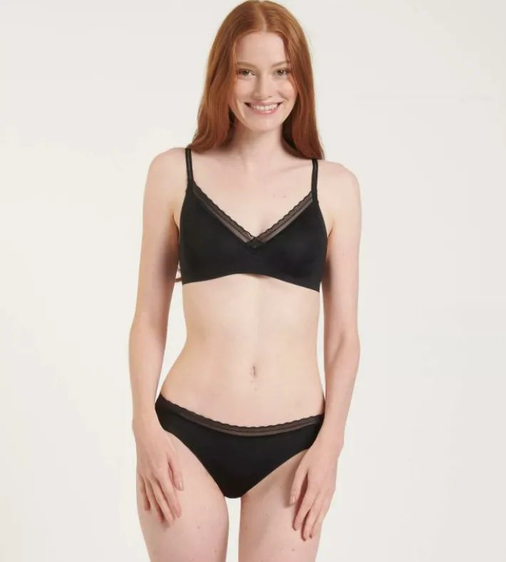 sloggi_body_adapt_twist_7-13.webp sloggi BODY ADAPT TWIST> Body Adapt | Sloggi Serie