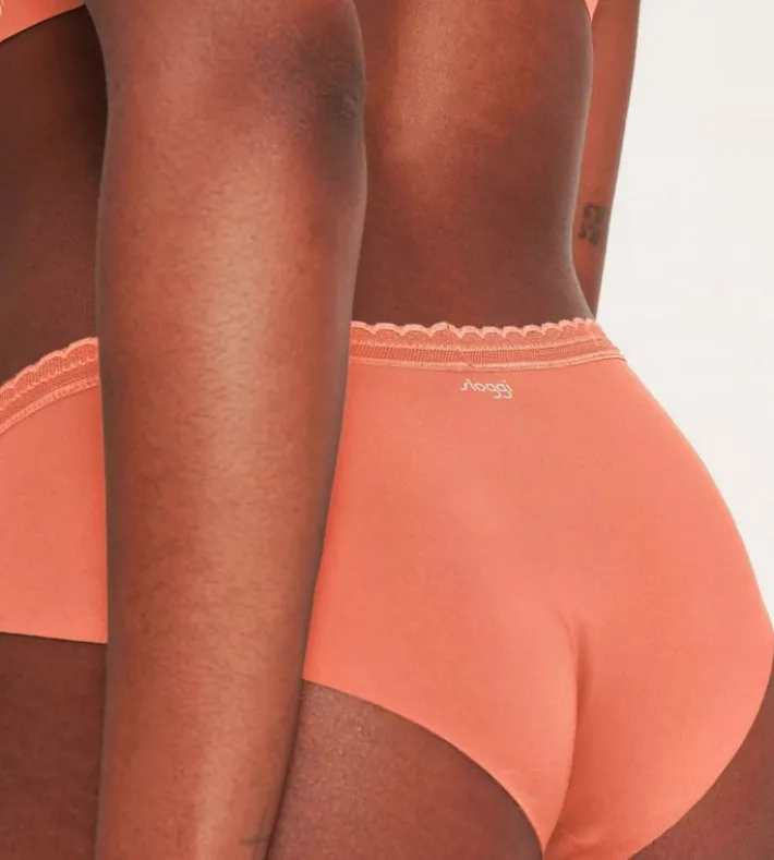 sloggi_body_adapt_twist_8-5.webp sloggi BODY ADAPT TWIST> Body Adapt | Sloggi Serie