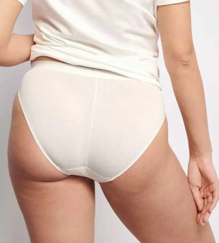 sloggi_ever_ease_6-18.webp sloggi EVER EASE> Sloggi Serie | Maxi & Midi