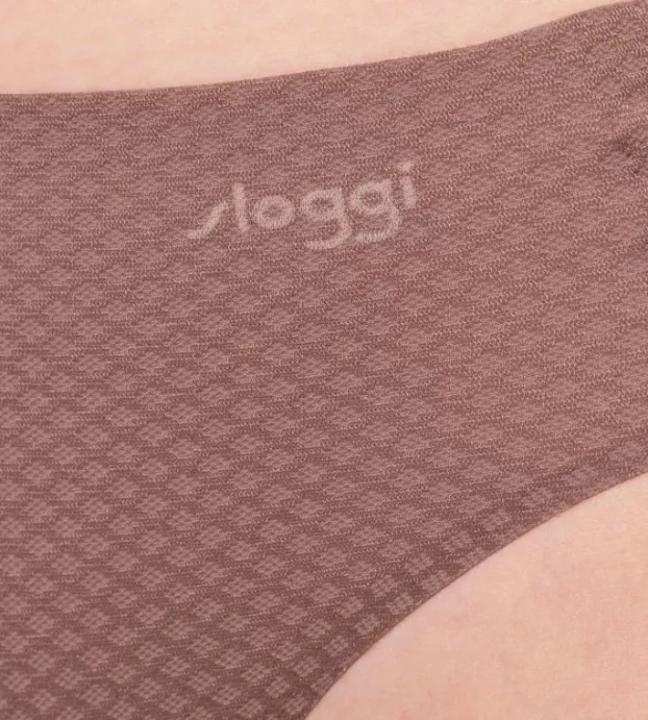 sloggi_zero_feel_flow_8-1.webp sloggi ZERO FEEL FLOW> Zero Feel | Sloggi Serie
