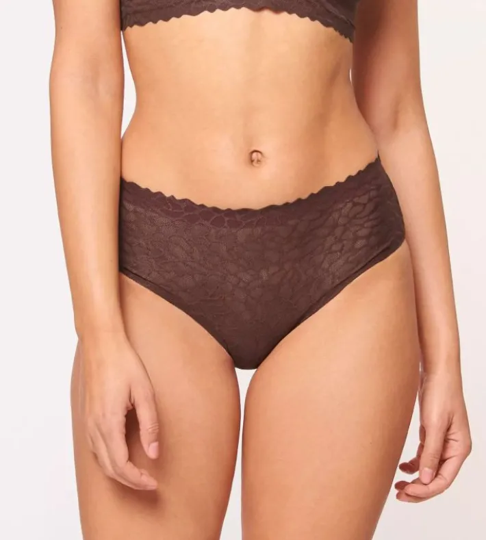 sloggi_zero_feel_lace_5-16.webp sloggi ZERO FEEL LACE> Zero Feel | Sloggi Serie